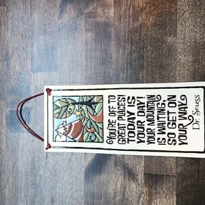 Decorative wall tile